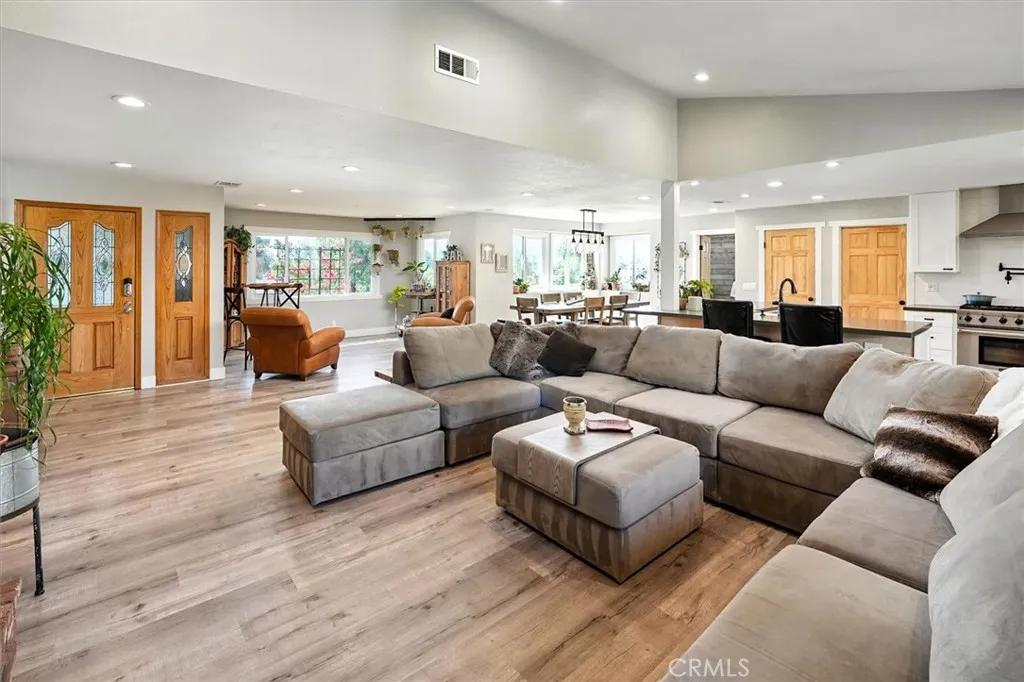 3627 Spanish Bit Drive, Acton, California 93510 home-pic-18