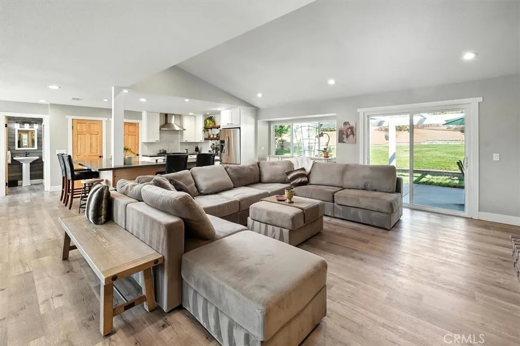 3627 Spanish Bit Drive, Acton, California 93510 home-pic-17