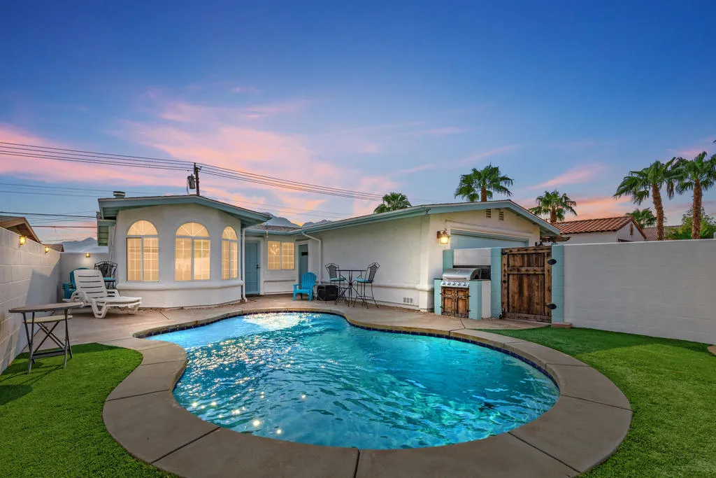 52790 Avenida Obregon, La Quinta, California 92253 home-pic-1