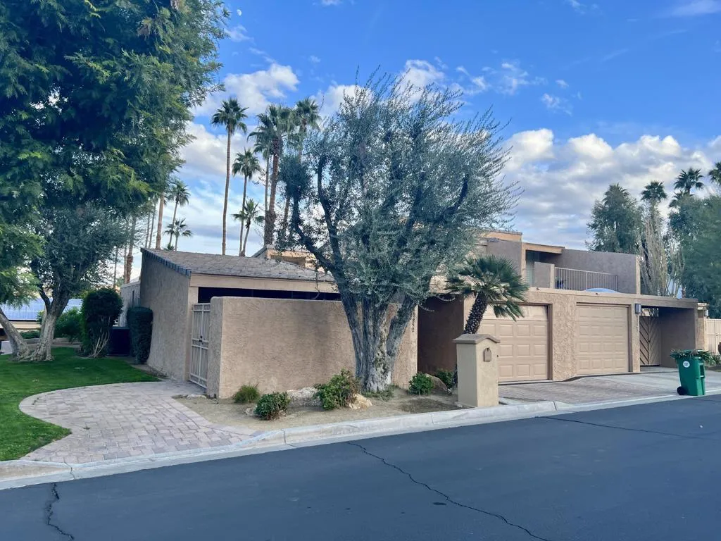48852 Owl Lane, Palm Desert, California 92260 home-pic-1