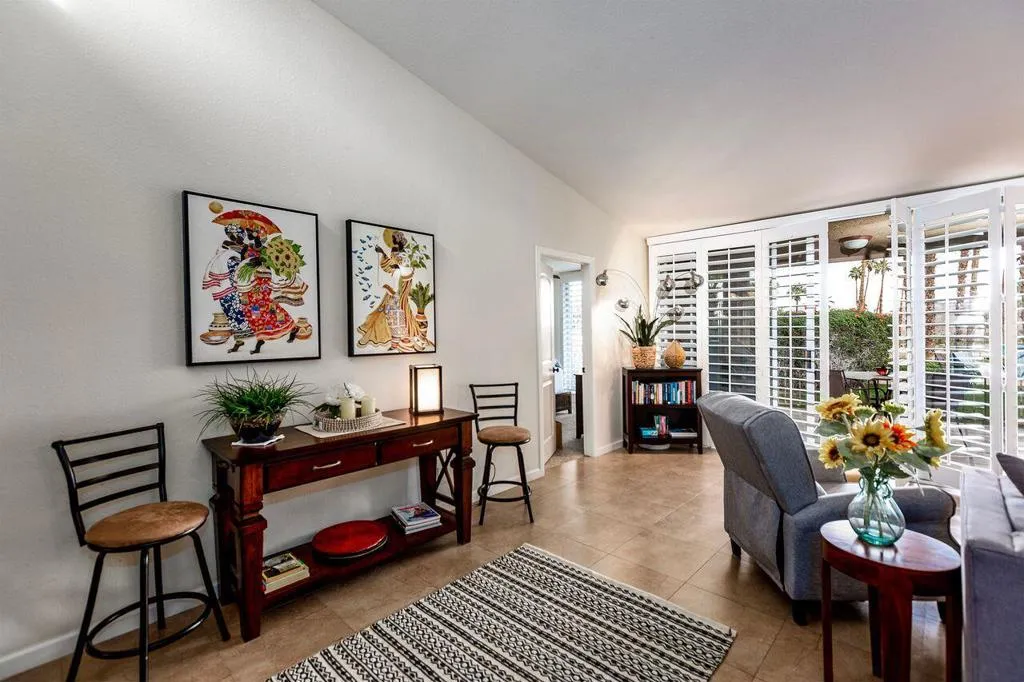 48852 Owl Lane, Palm Desert, California 92260 home-pic-4
