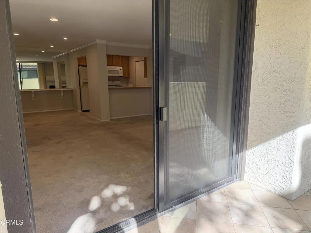 2232 Martinique Lane, Oxnard, California 93035 home-pic-28