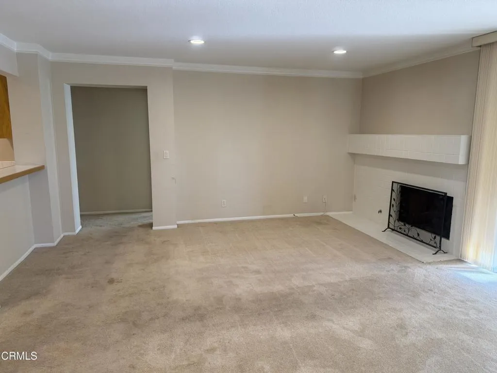 2232 Martinique Lane, Oxnard, California 93035 home-pic-25