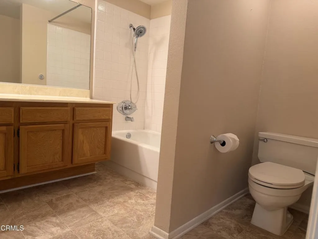 2232 Martinique Lane, Oxnard, California 93035 home-pic-50