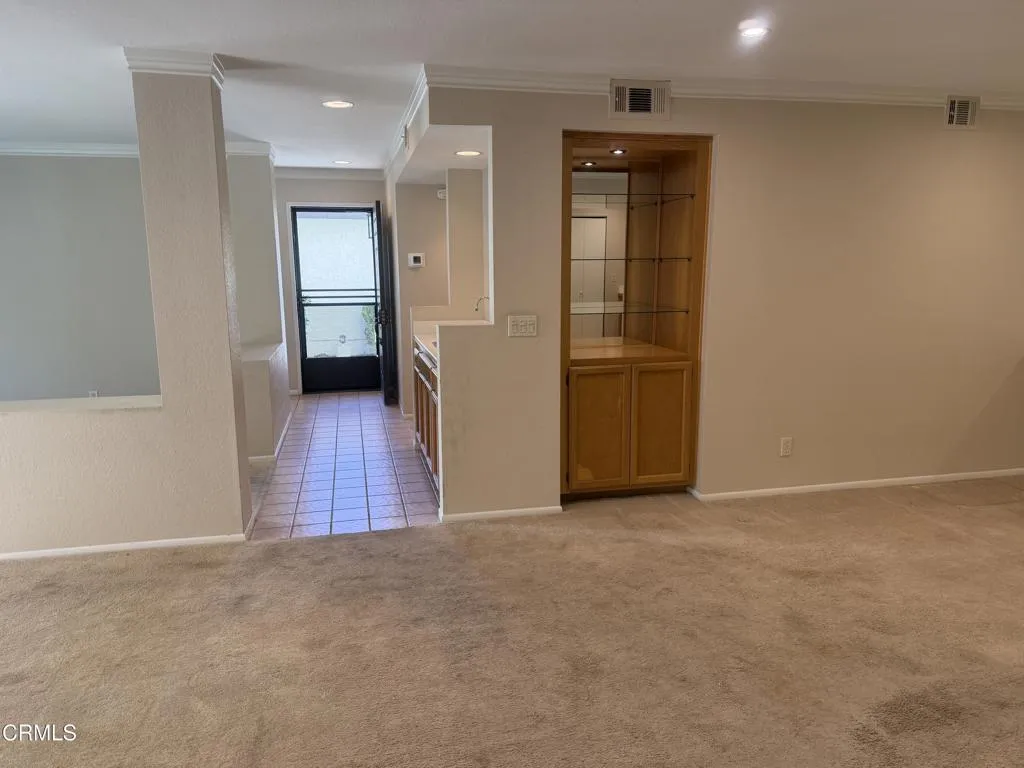 2232 Martinique Lane, Oxnard, California 93035 home-pic-21
