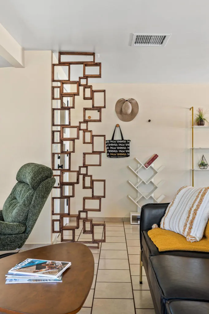 room divider