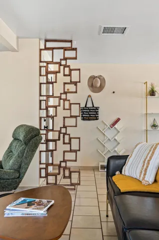 room divider