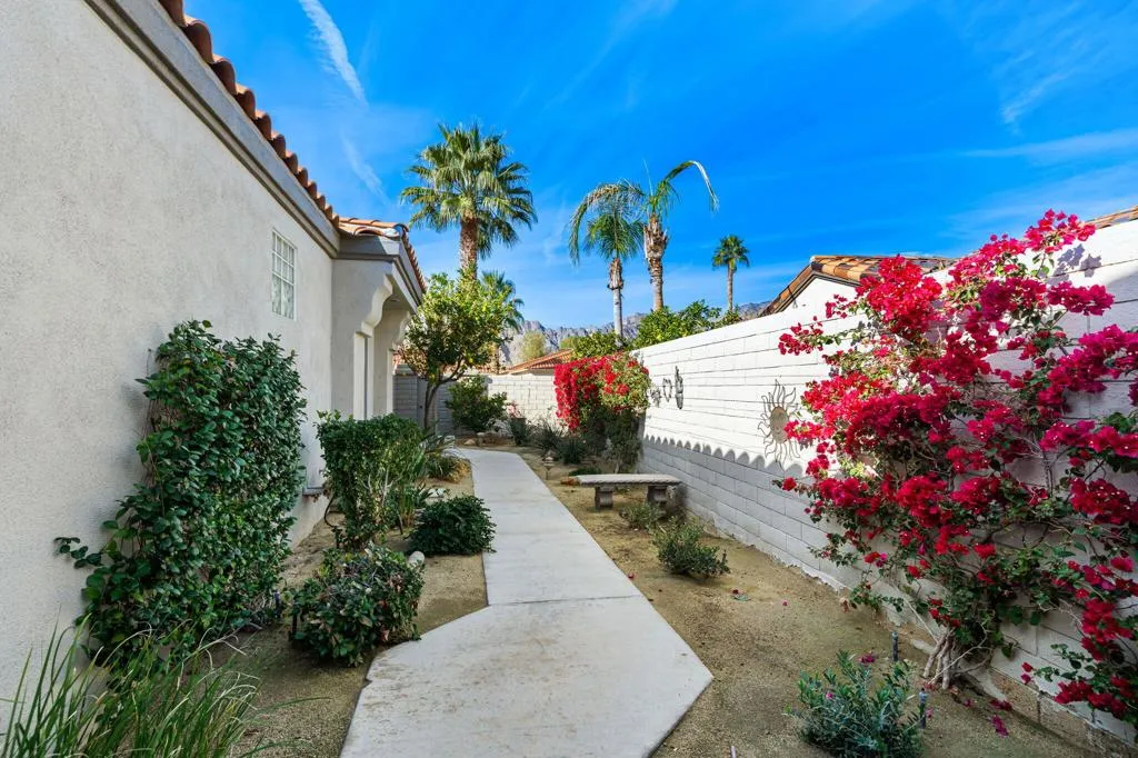 57660 Interlachen, La Quinta, California 92253 home-pic-12
