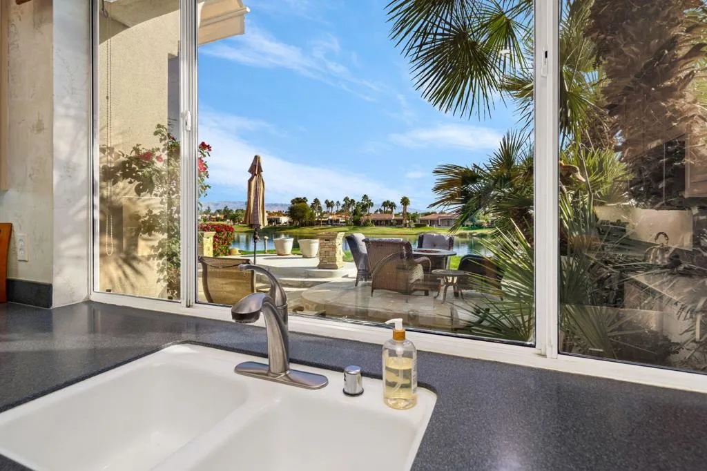 57660 Interlachen, La Quinta, California 92253 home-pic-3