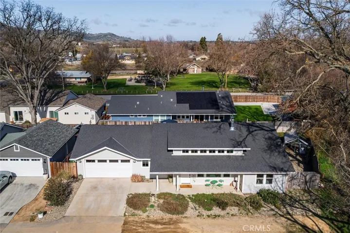 9565 Pinal Avenue, Santa Margarita, California 93453