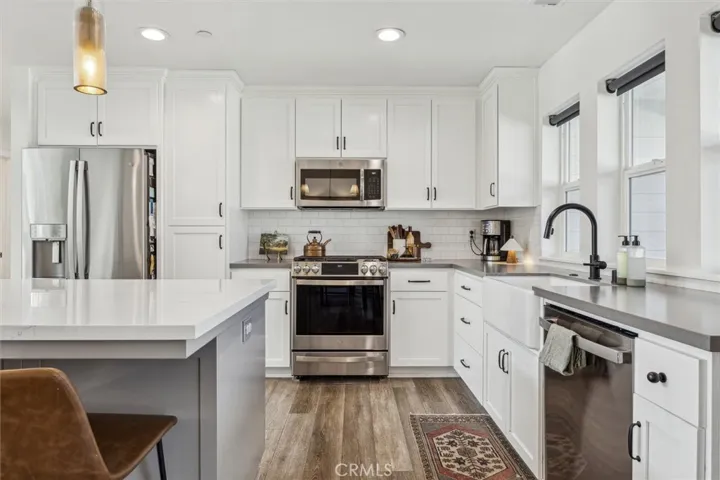 9565 Pinal Avenue, Santa Margarita, California 93453