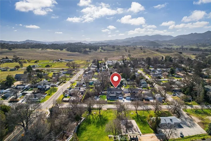 9565 Pinal Avenue, Santa Margarita, California 93453