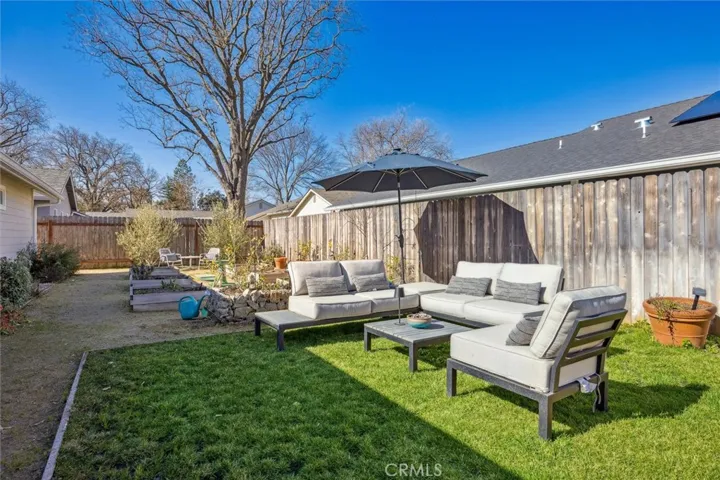 9565 Pinal Avenue, Santa Margarita, California 93453