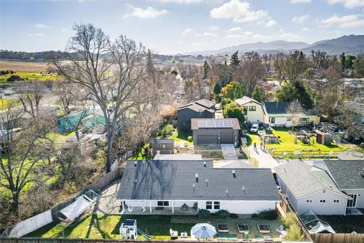 9565 Pinal Avenue, Santa Margarita, California 93453
