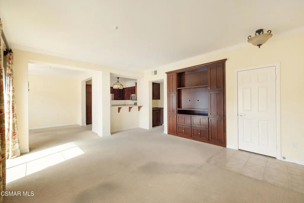 485 Country Club Drive 225, Simi Valley, California 93065 home-pic-7