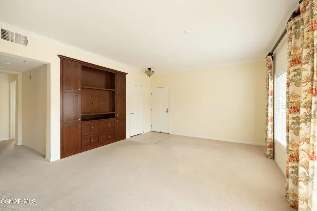 485 Country Club Drive 225, Simi Valley, California 93065 home-pic-6
