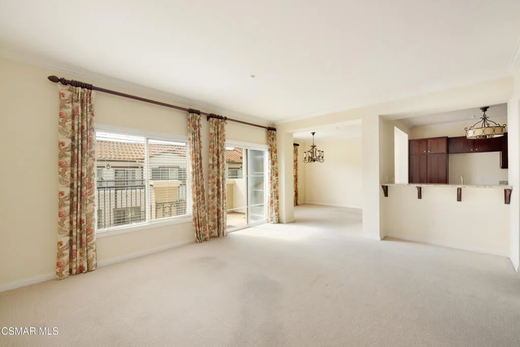 485 Country Club Drive 225, Simi Valley, California 93065 home-pic-4