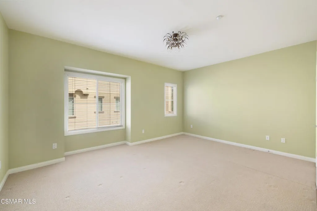 485 Country Club Drive 225, Simi Valley, California 93065 home-pic-17