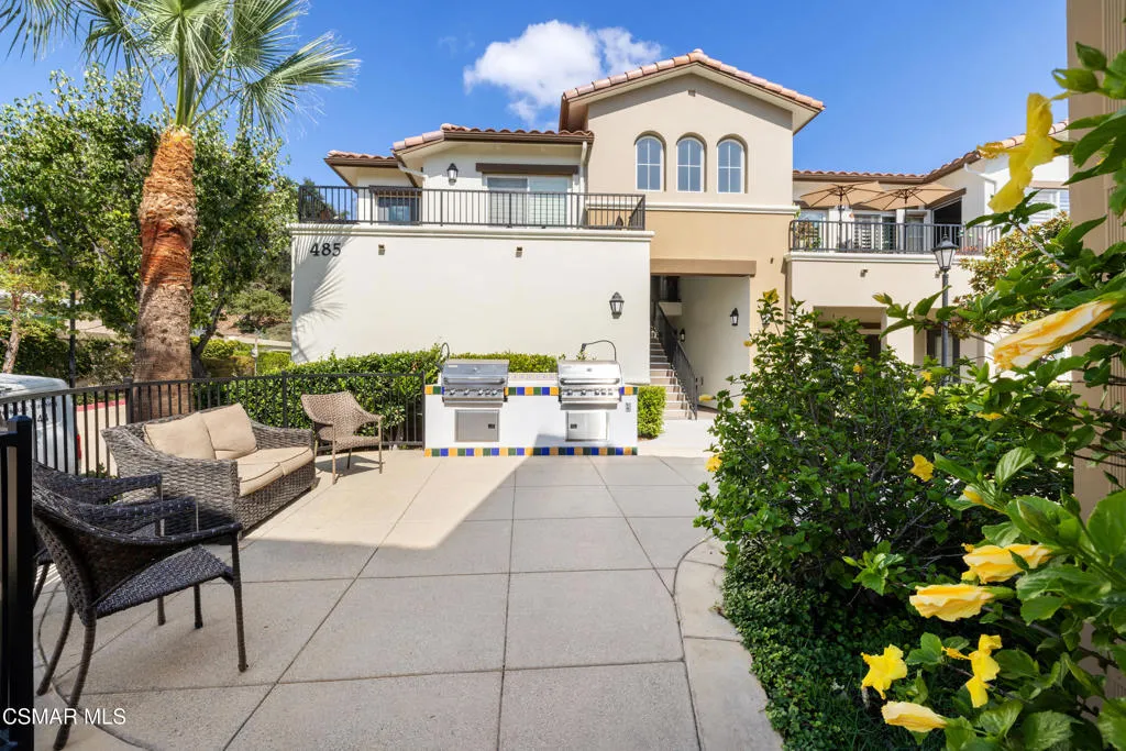 485 Country Club Drive 225, Simi Valley, California 93065 home-pic-31