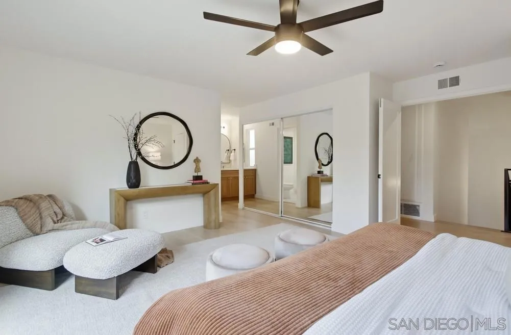 5580 Caminito Consuelo, La Jolla, California 92037 home-pic-20