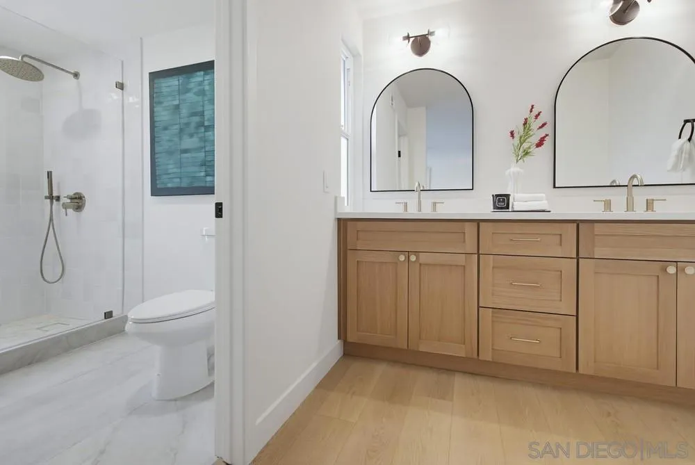 5580 Caminito Consuelo, La Jolla, California 92037 home-pic-24