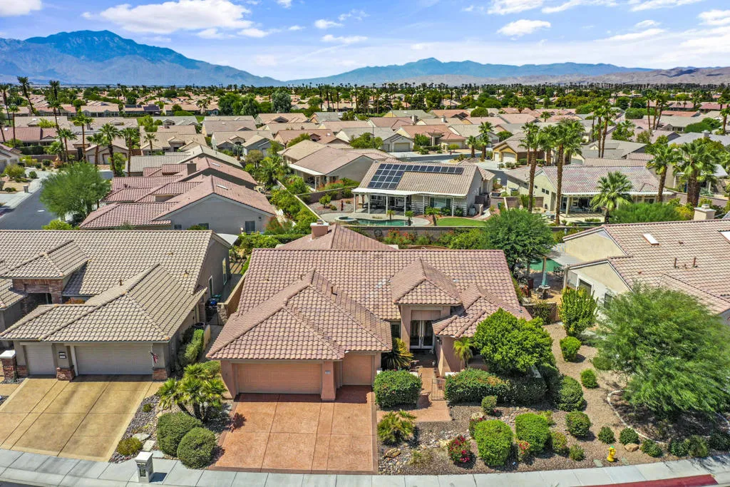 37503 Wyndham Road, Palm Desert, California 92211 home-pic-3