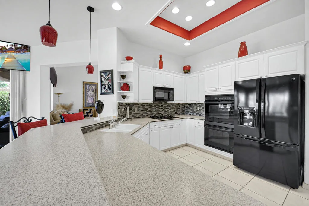 37503 Wyndham Road, Palm Desert, California 92211 home-pic-19