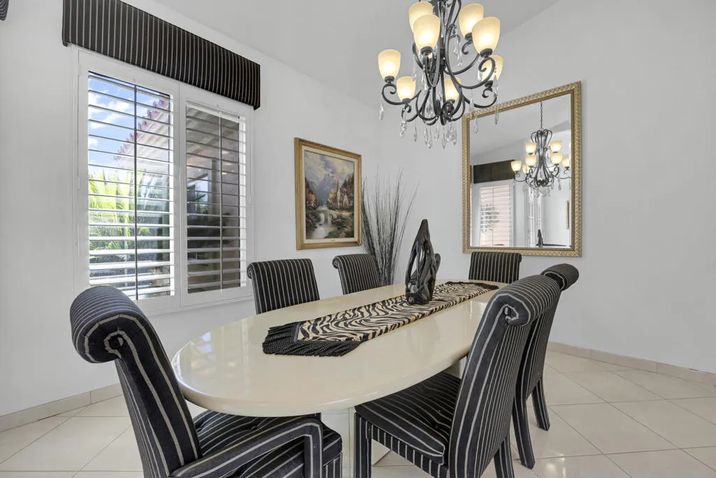 37503 Wyndham Road, Palm Desert, California 92211 home-pic-10