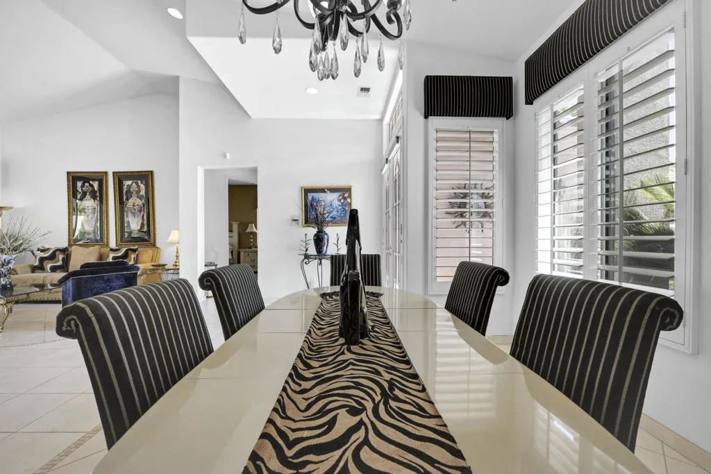 37503 Wyndham Road, Palm Desert, California 92211 home-pic-9