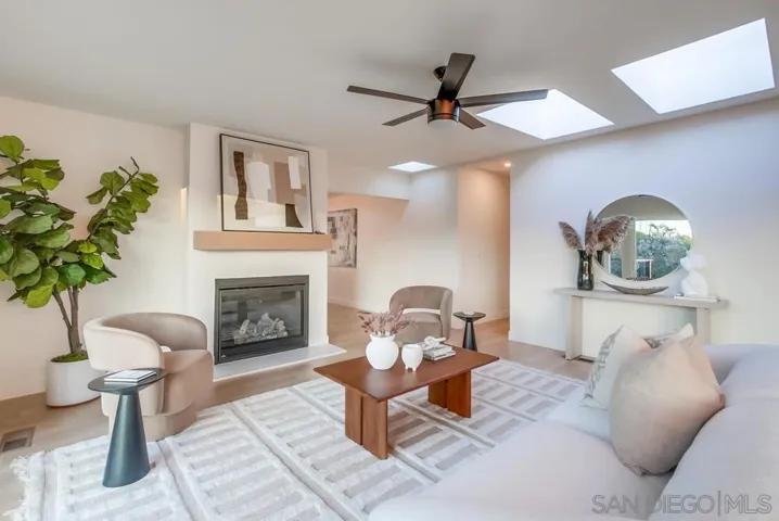 1750 Washington Pl, San Diego, California 92103