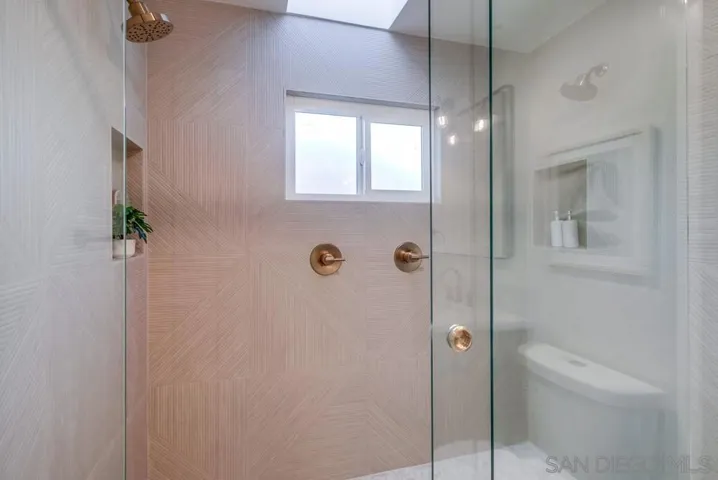 1750 Washington Pl, San Diego, California 92103