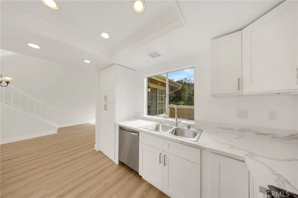 21146 Sunny Ridge, Lake Forest, California 92630 home-pic-24