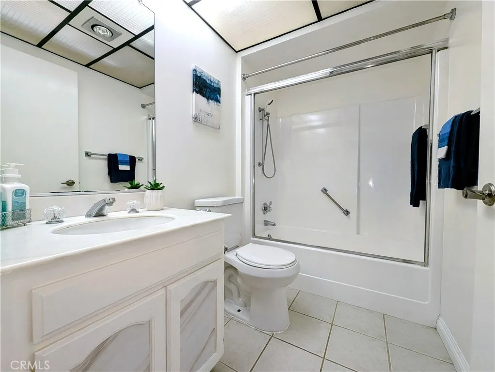 4003 Calle Sonora Oeste 3a, Laguna Woods, California 92637 home-pic-16