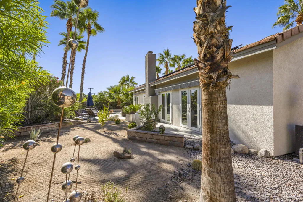 2900 S Redwood Drive, Palm Springs, California 92262 home-pic-29