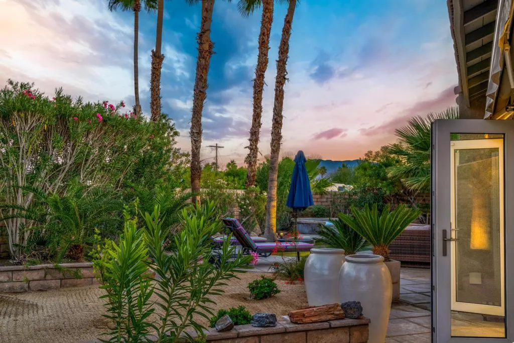 2900 S Redwood Drive, Palm Springs, California 92262 home-pic-40