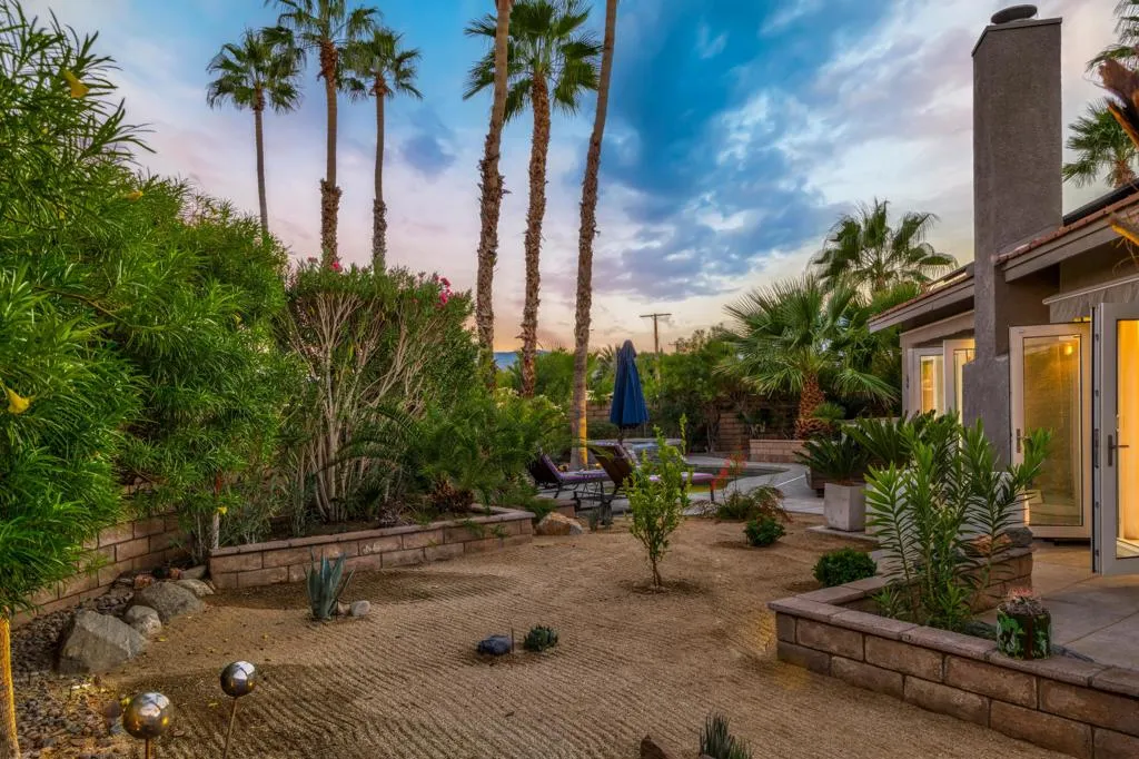 2900 S Redwood Drive, Palm Springs, California 92262 home-pic-39