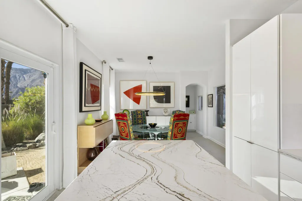 2900 S Redwood Drive, Palm Springs, California 92262 home-pic-4