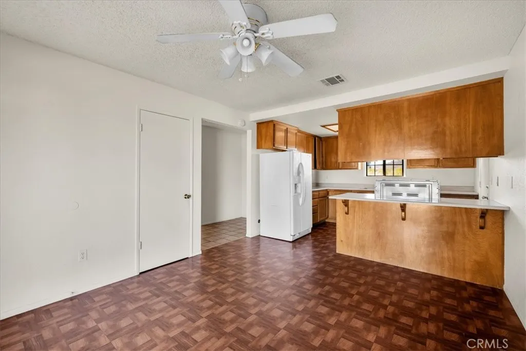 5753 La Luna, 29 Palms, California 92277 home-pic-13