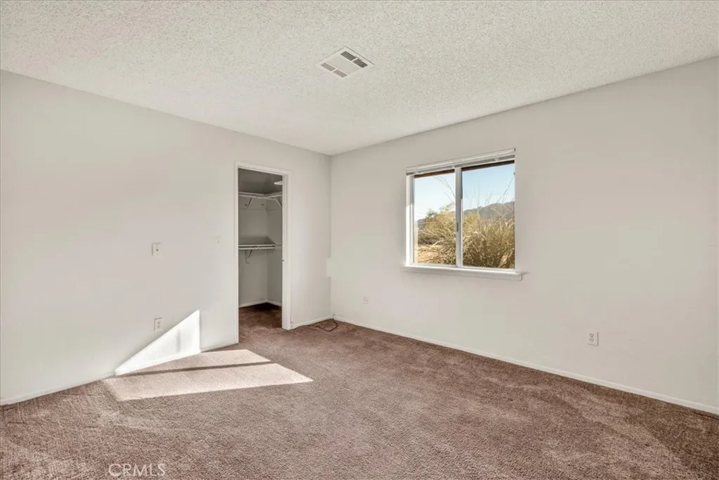 5753 La Luna, 29 Palms, California 92277 home-pic-21