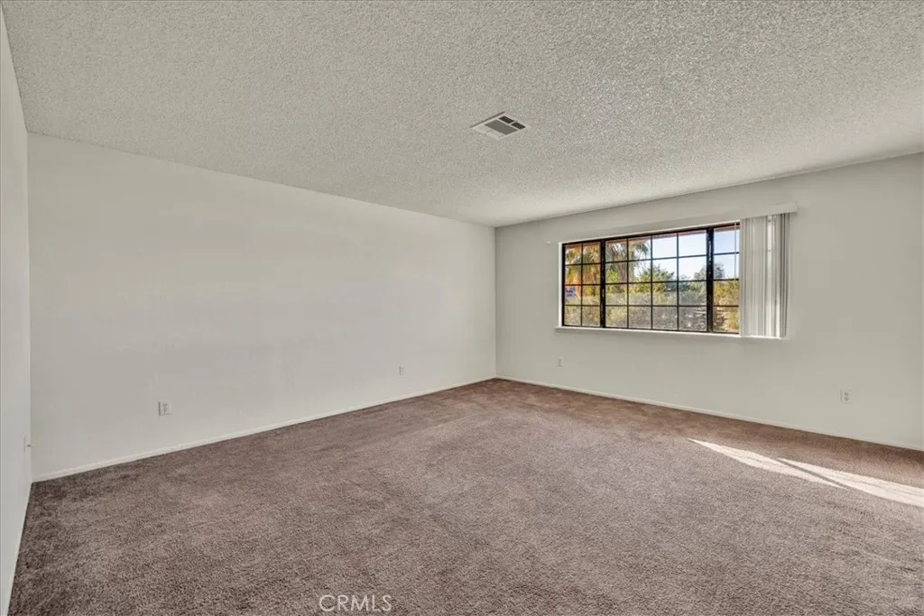5753 La Luna, 29 Palms, California 92277 home-pic-23