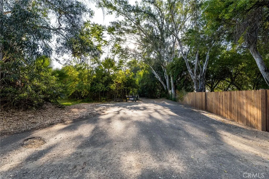 2700 Mill Creek, Mentone, California 92359 home-pic-11