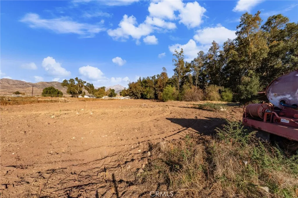 2700 Mill Creek, Mentone, California 92359 home-pic-15