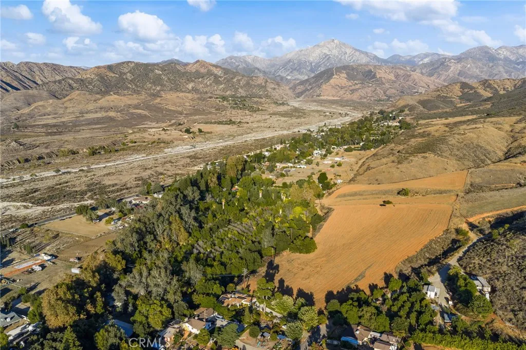 2700 Mill Creek, Mentone, California 92359 home-pic-20