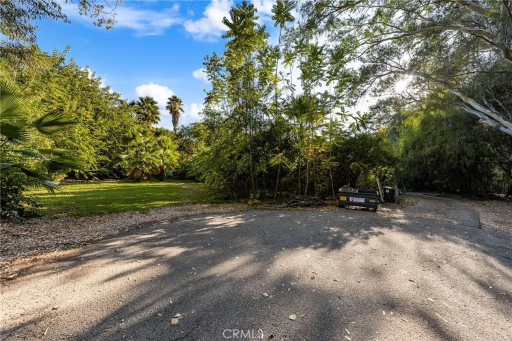 2700 Mill Creek, Mentone, California 92359 home-pic-8