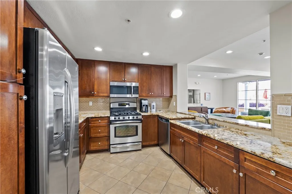 360 W Avenue 26, Los Angeles, California 90031 home-pic-26