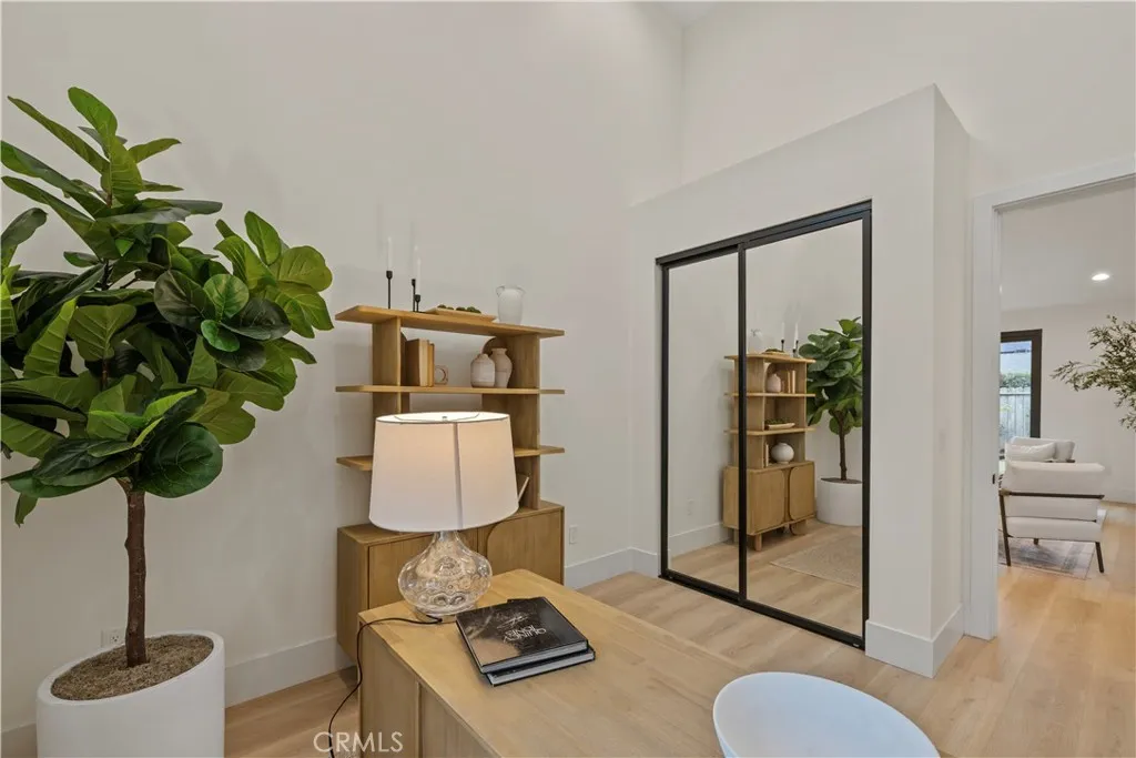 1935 Tustin, Costa Mesa, California 92627 home-pic-16