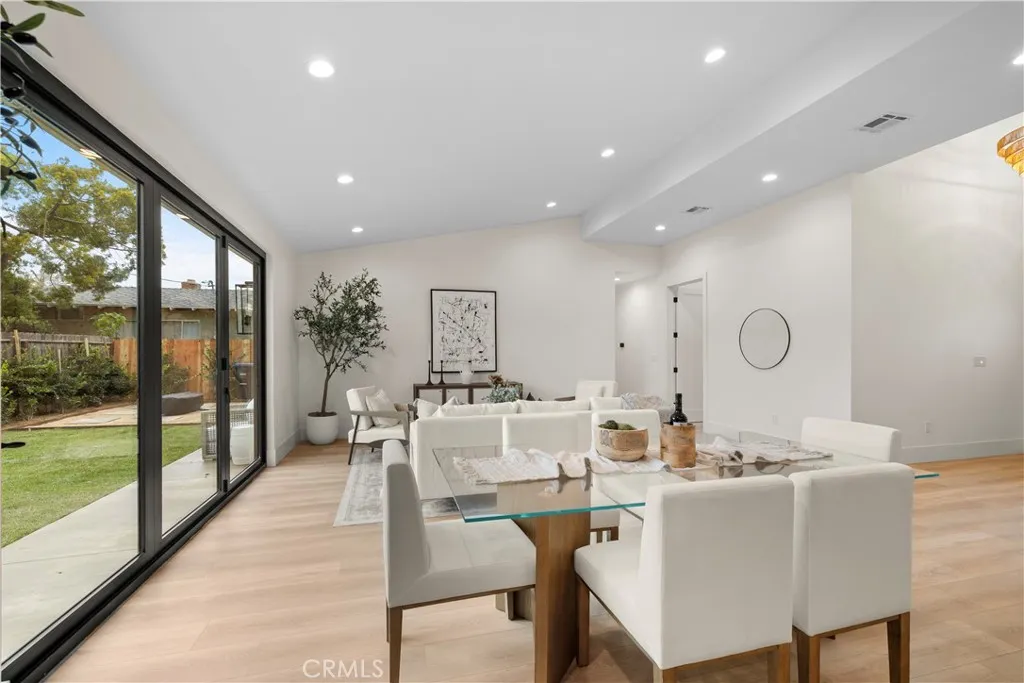 1935 Tustin, Costa Mesa, California 92627 home-pic-19