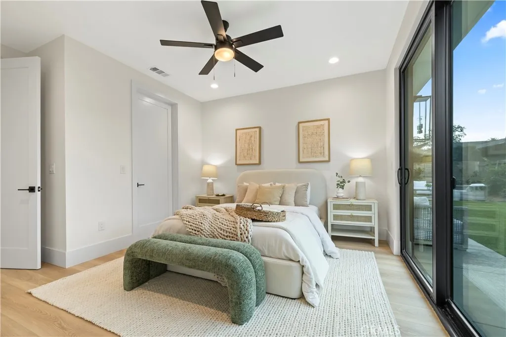 1935 Tustin, Costa Mesa, California 92627 home-pic-36