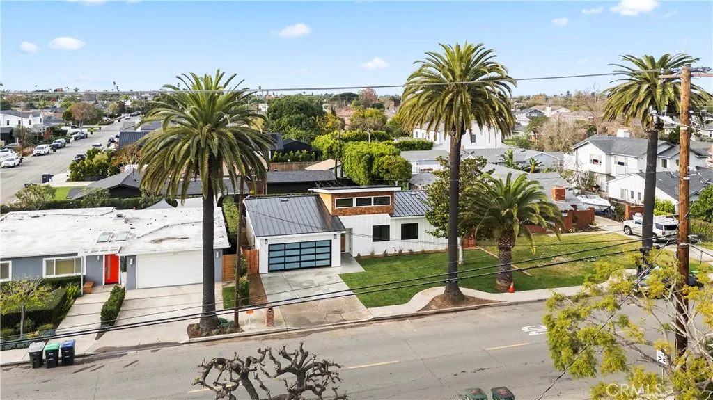 1935 Tustin, Costa Mesa, California 92627 home-pic-4