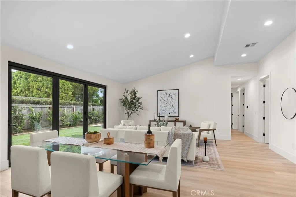 1935 Tustin, Costa Mesa, California 92627 home-pic-18